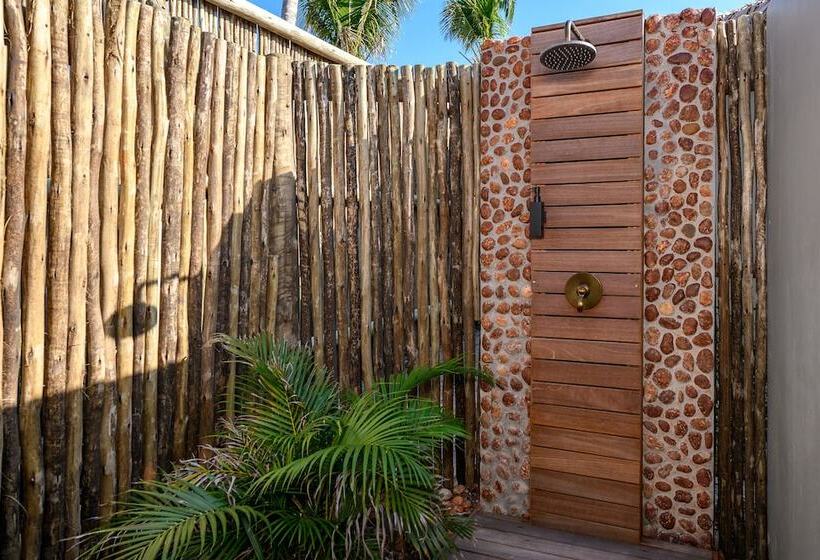 קוטג' דלוקס, San Martinho