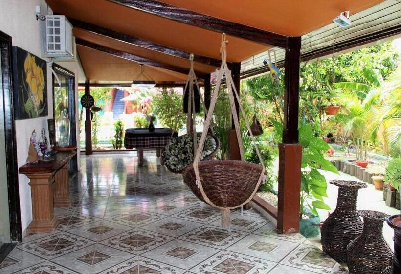 סוויטה נוף לגינה, Mansão Dubai