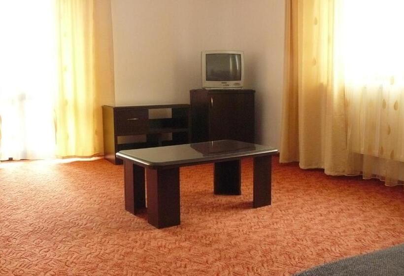 スイート, Pensiunea Eden