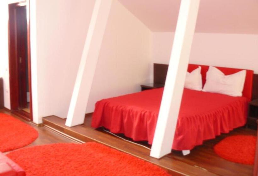 スタンダードスタジオ, Pensiunea Eden