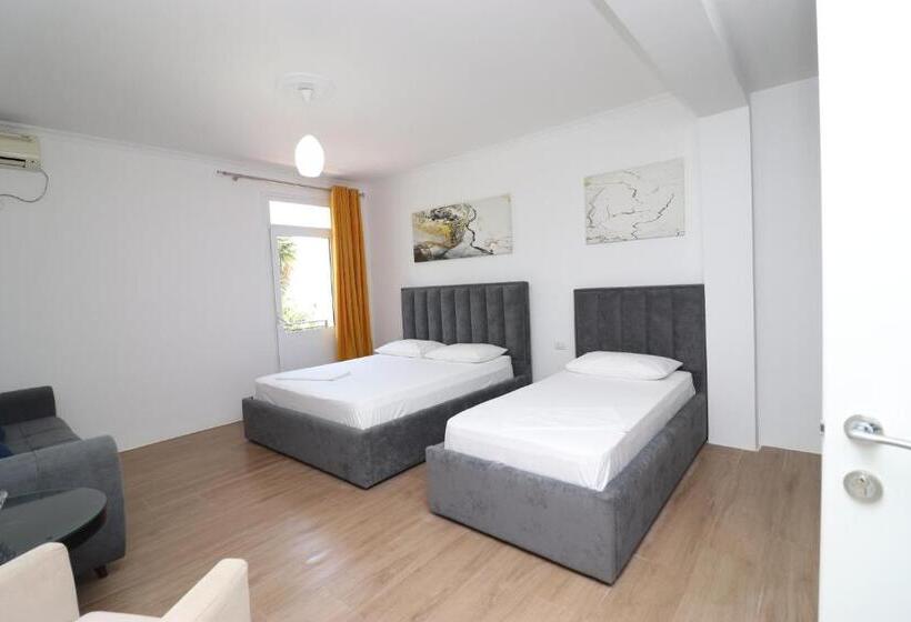 스탠다드 트리플 발코니 룸, Kristal