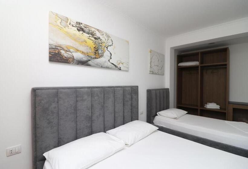 스탠다드 트리플 발코니 룸, Kristal