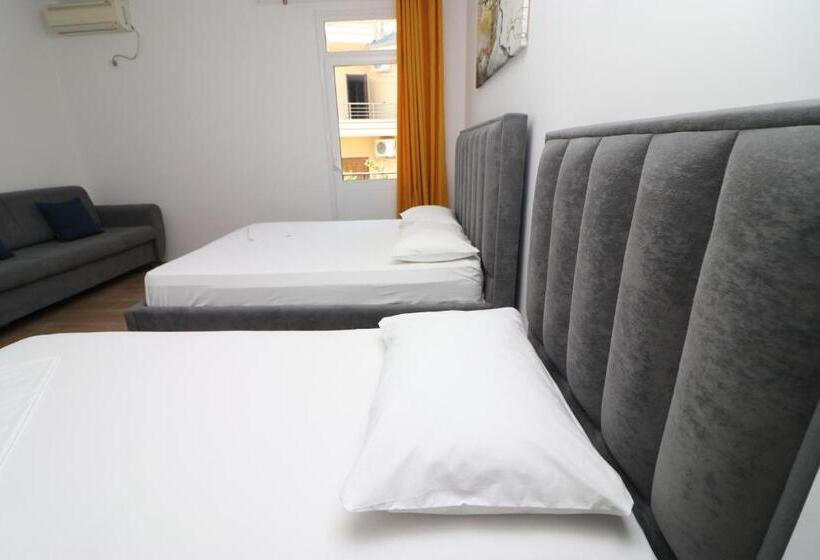 스탠다드 트리플 발코니 룸, Kristal