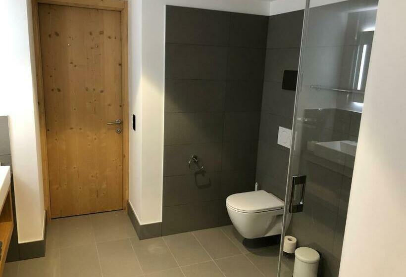 带1个卧室的带阳台的公寓, Catrina Resort