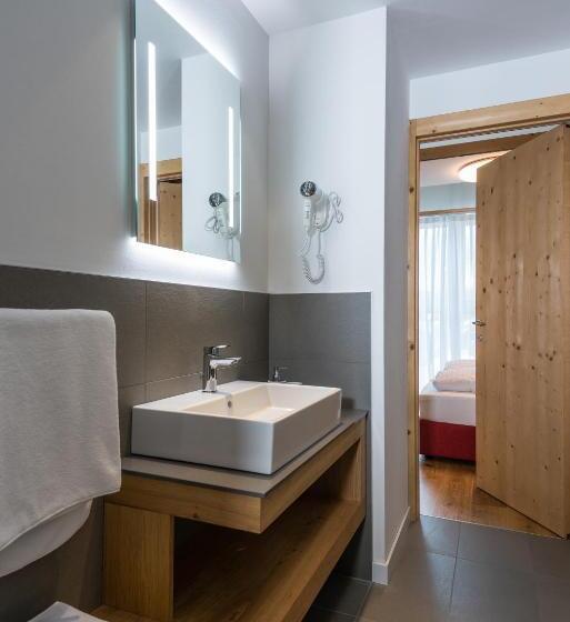 带1个卧室的带阳台的公寓, Catrina Resort
