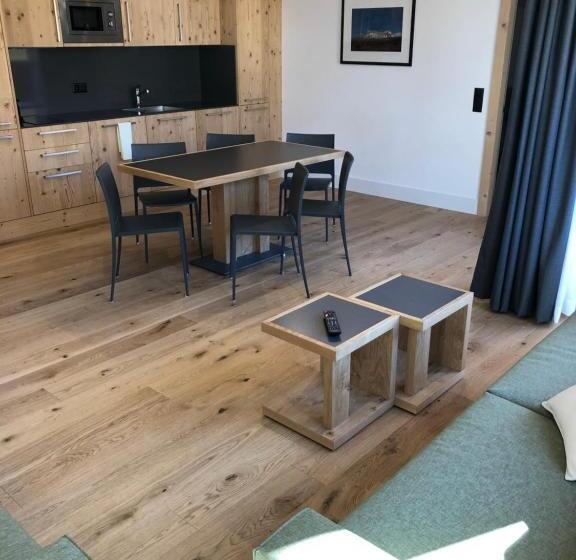 带1个卧室的带阳台的公寓, Catrina Resort