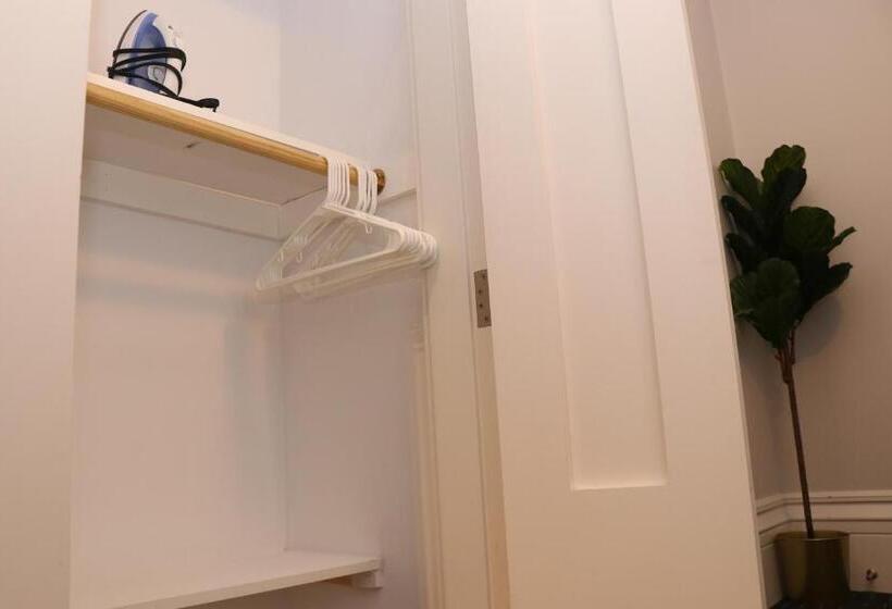 スタンダードスタジオ, Charming & Stylish Studio On Beacon Hill #3