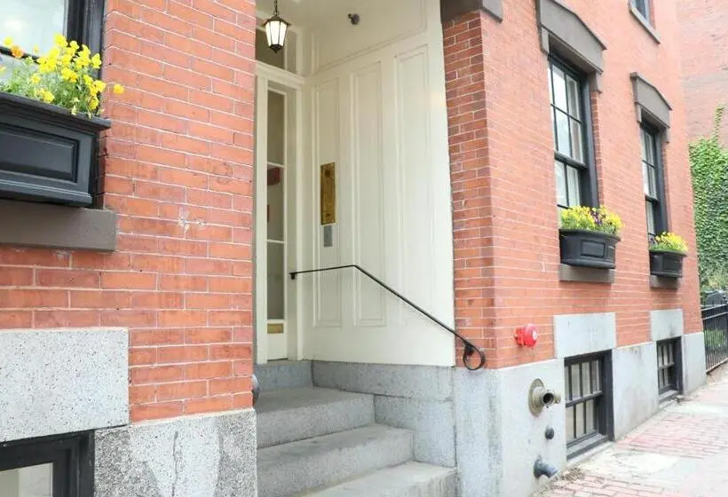 スタンダードスタジオ, Charming & Stylish Studio On Beacon Hill #3
