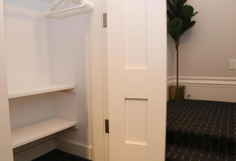 スタンダードスタジオ, Charming & Stylish Studio On Beacon Hill #3