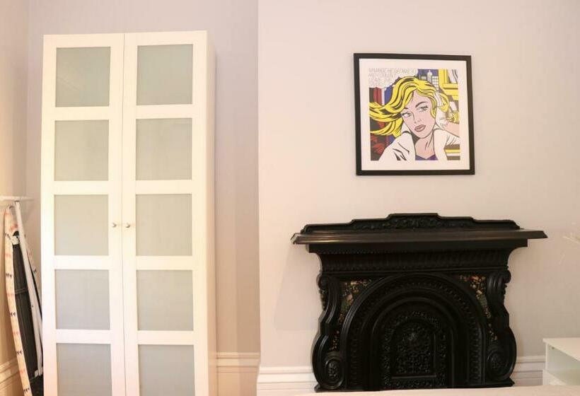 إستوديو قياسى, Downtown Beacon Hill, Convenient, Comfy Studio #10