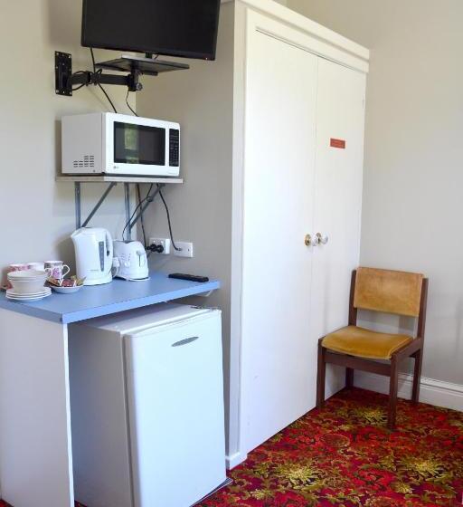 غرفة قياسية ثلاثية حمام مشترك, Ithaca 1896 Manor