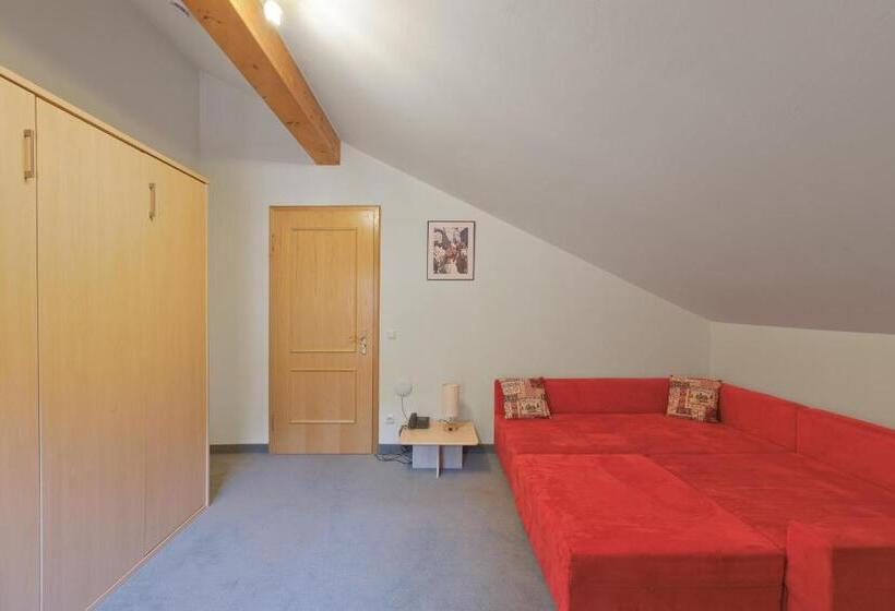 Апартаменты 1 Спальня с Балконом, Alphotel Ettal