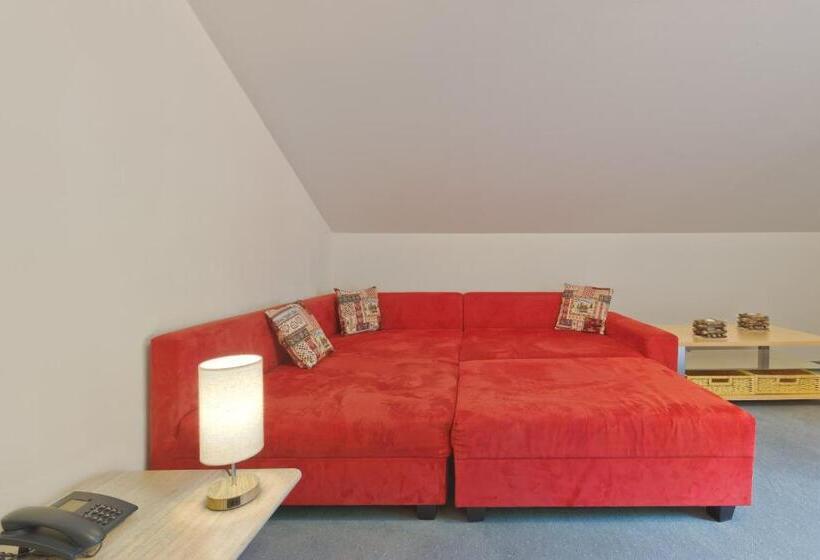 Апартаменты 1 Спальня с Балконом, Alphotel Ettal