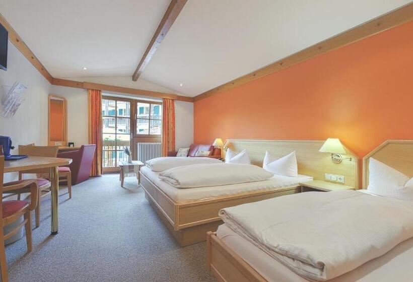 标准三人间, Alphotel Ettal