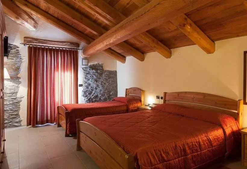 اتاق استاندارد سه نفره, Chalet Faure