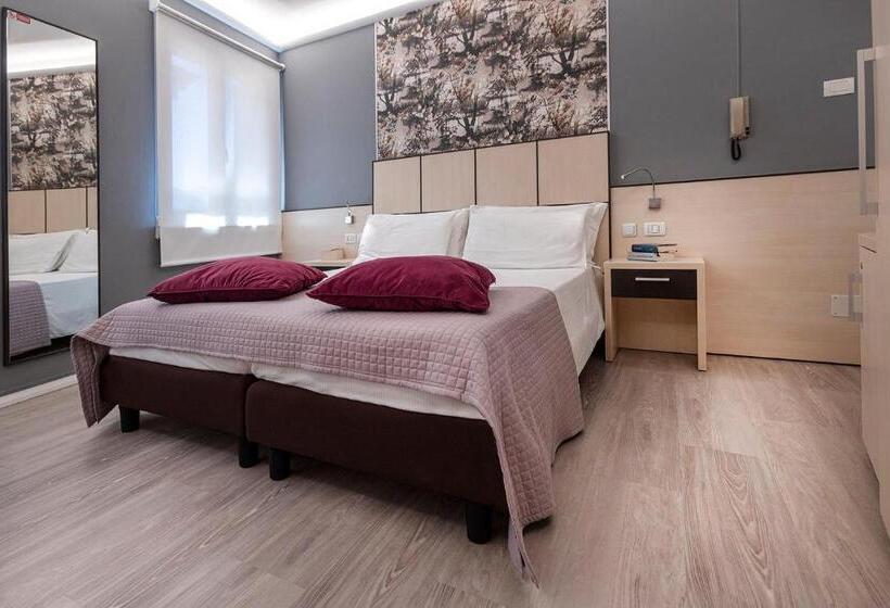 标准间, Albergo Aurora