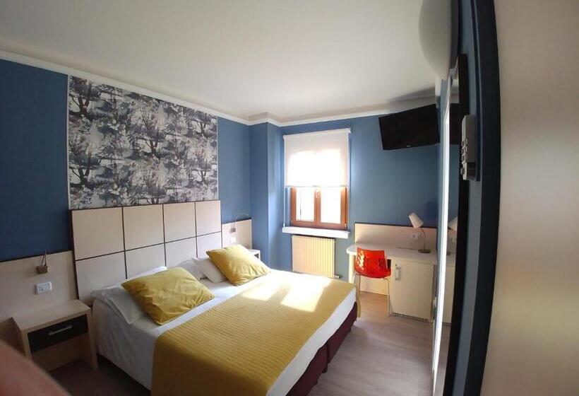 标准间, Albergo Aurora