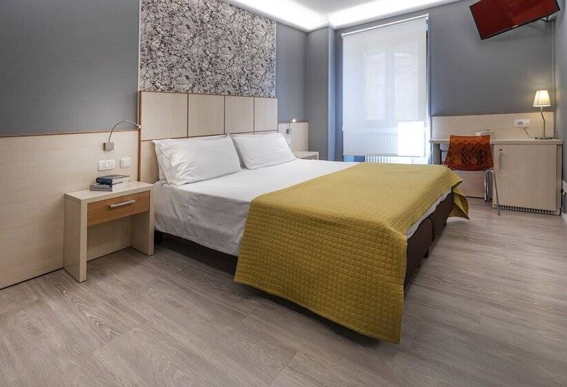 标准间, Albergo Aurora