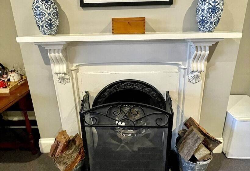 스탠다드 룸 킹사이즈 침대, Athelstane House