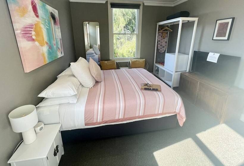 스탠다드 룸, Athelstane House