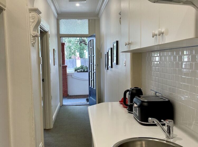 침실 1개 아파트, Athelstane House