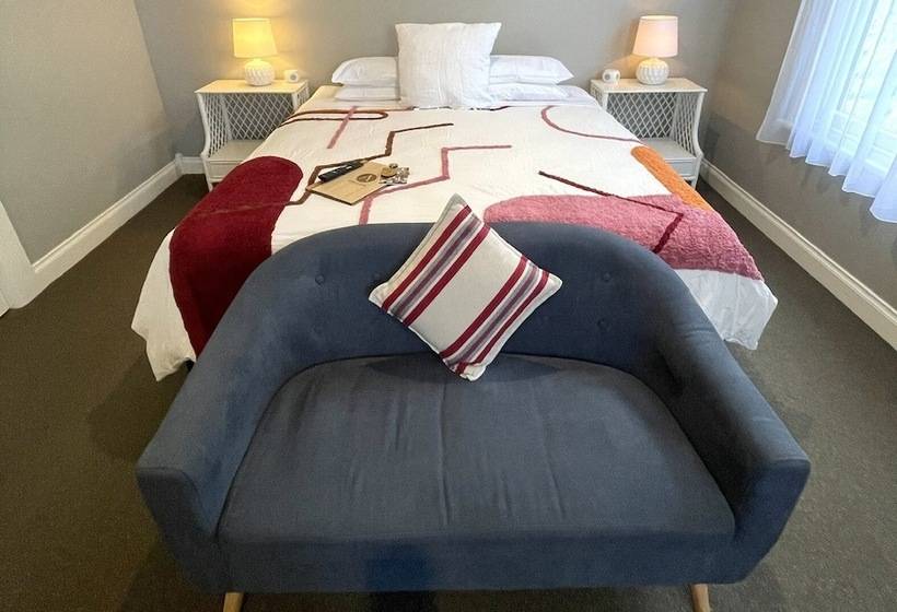 스탠다드 룸, Athelstane House