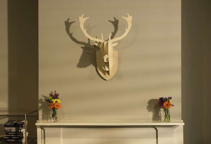 침실 1개 아파트, Athelstane House