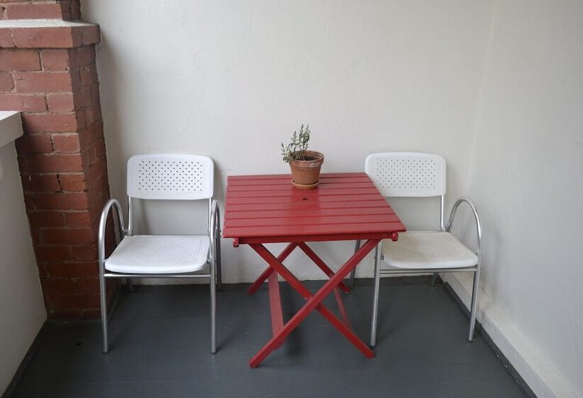 침실 1개 아파트, Athelstane House