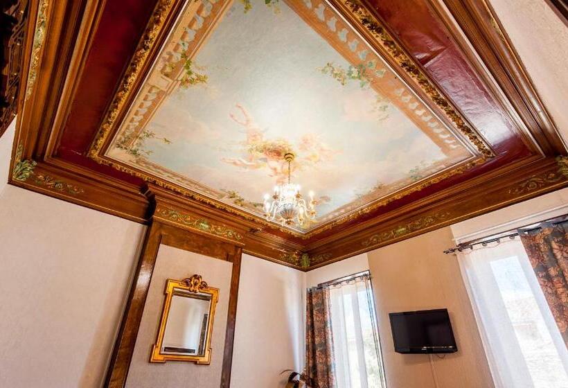 디럭스 주니어 스위트, De Charme Le Provence