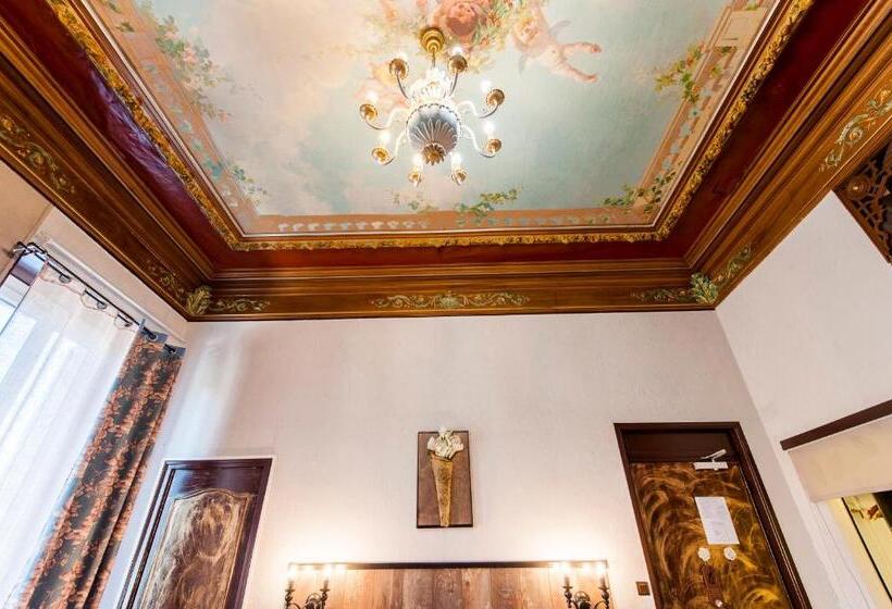 디럭스 주니어 스위트, De Charme Le Provence