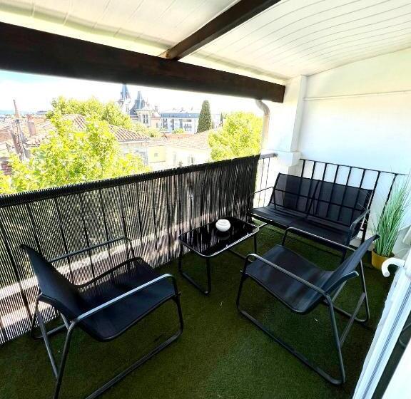 Comfort room with terrace, De Charme Le Provence