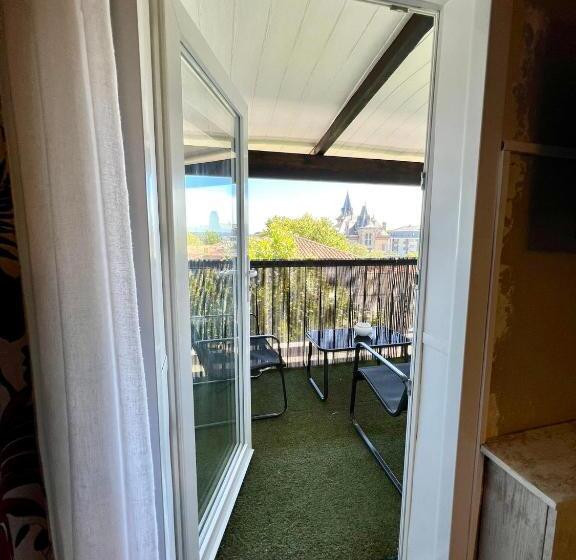 Comfort room with terrace, De Charme Le Provence