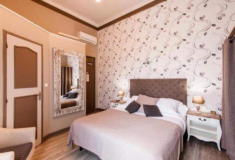 컴포트 룸, De Charme Le Provence