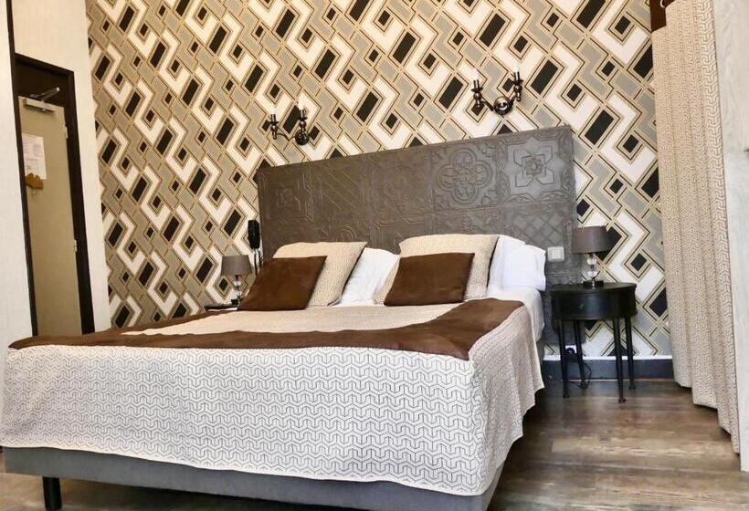 컴포트 룸, De Charme Le Provence