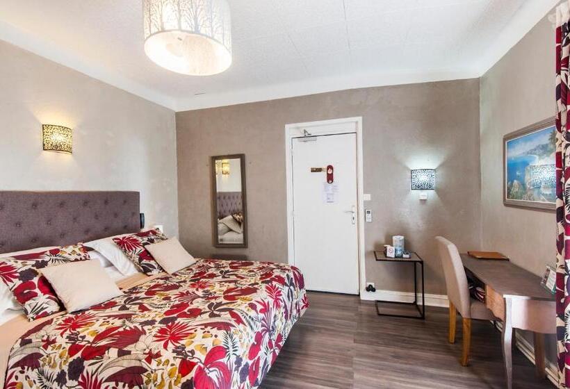 Comfort room with terrace, De Charme Le Provence