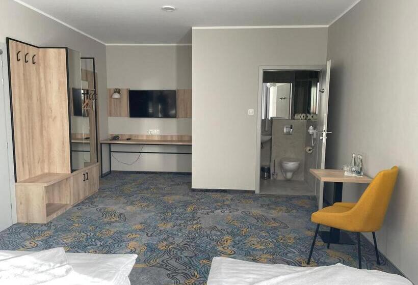 ファミリールーム, Dobosz