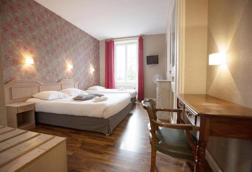 Трехместный Номер Комфорт, Domaine Des Cedres  , Gites Et Insolites