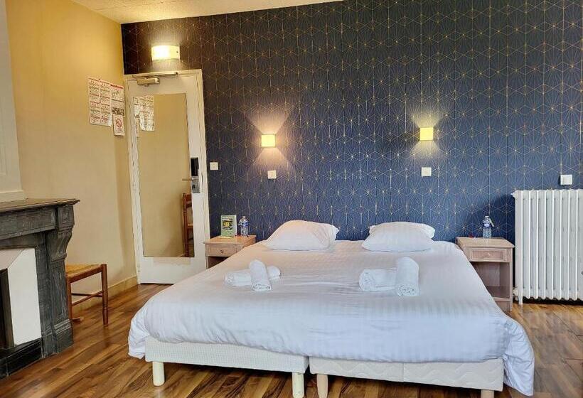 חדר קומפורט לשלושה, Domaine Des Cedres  , Gites Et Insolites