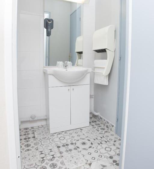 חדר קומפורט לשלושה, Domaine Des Cedres  , Gites Et Insolites