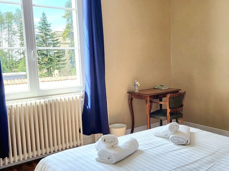 Номер Комфорт, Domaine Des Cedres  , Gites Et Insolites