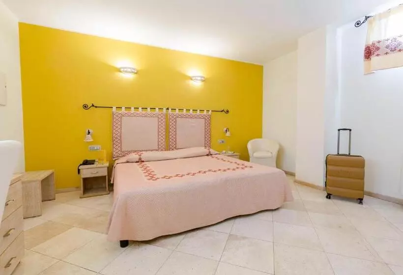Habitació Estàndard, Domomea