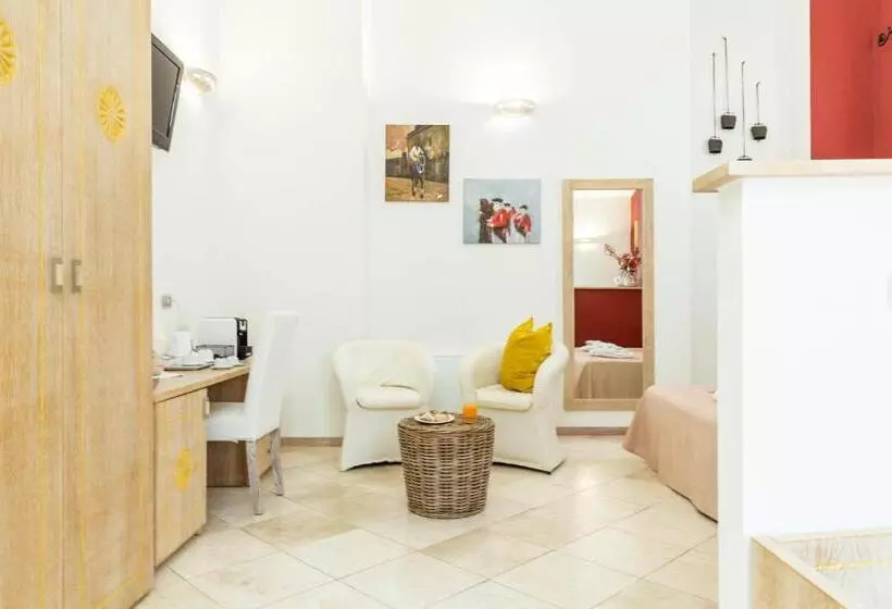 Junior Suite, Domomea