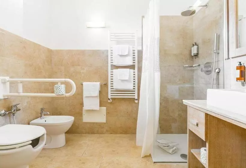 Habitació Estàndard Adaptada per a Discapacitats, Domomea