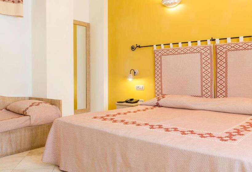 Семейный Номер, Domomea