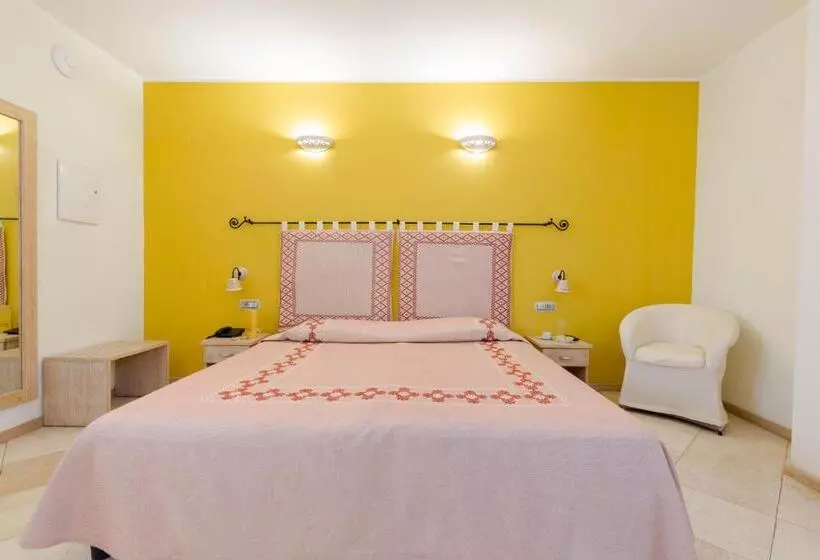 Habitació Estàndard, Domomea