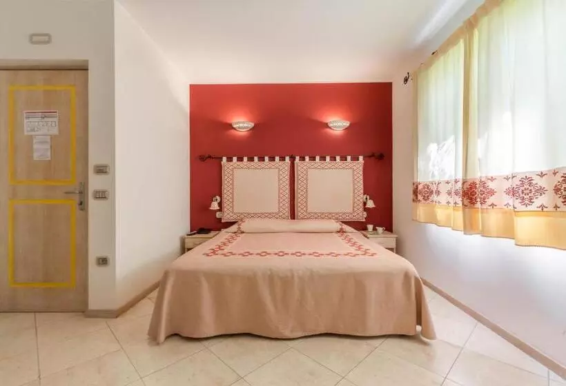 Habitació Superior, Domomea