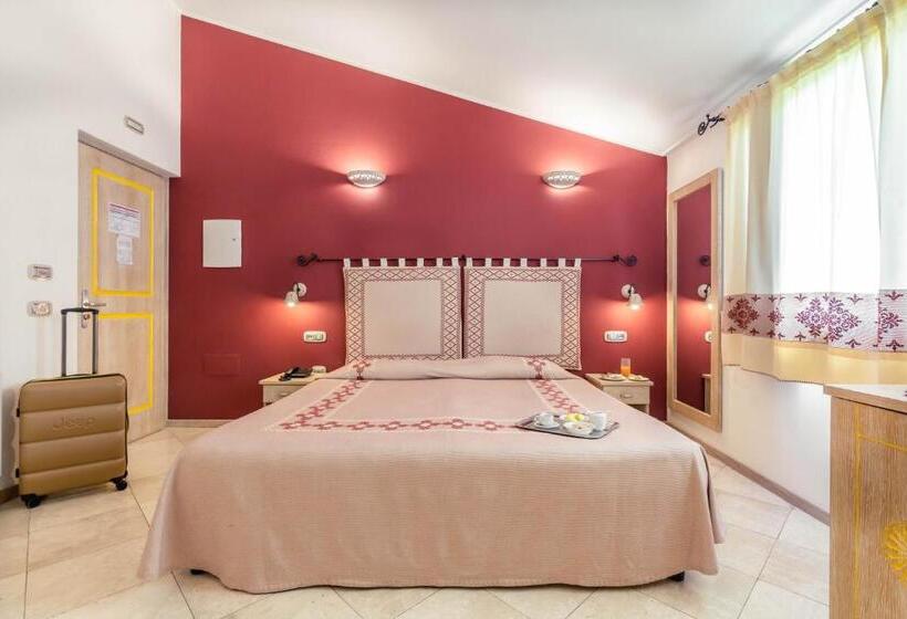 Номер Стандарт Трехместный, Domomea