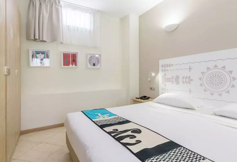 Habitació Estàndard, Domomea