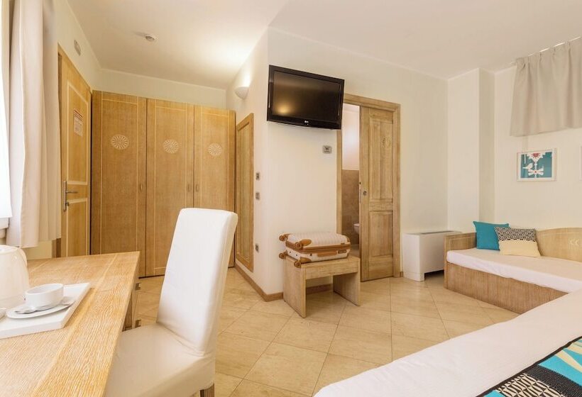 Семейный Номер, Domomea