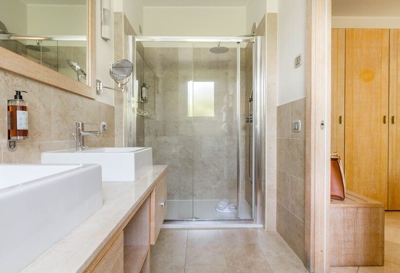 Номер Стандарт Трехместный, Domomea